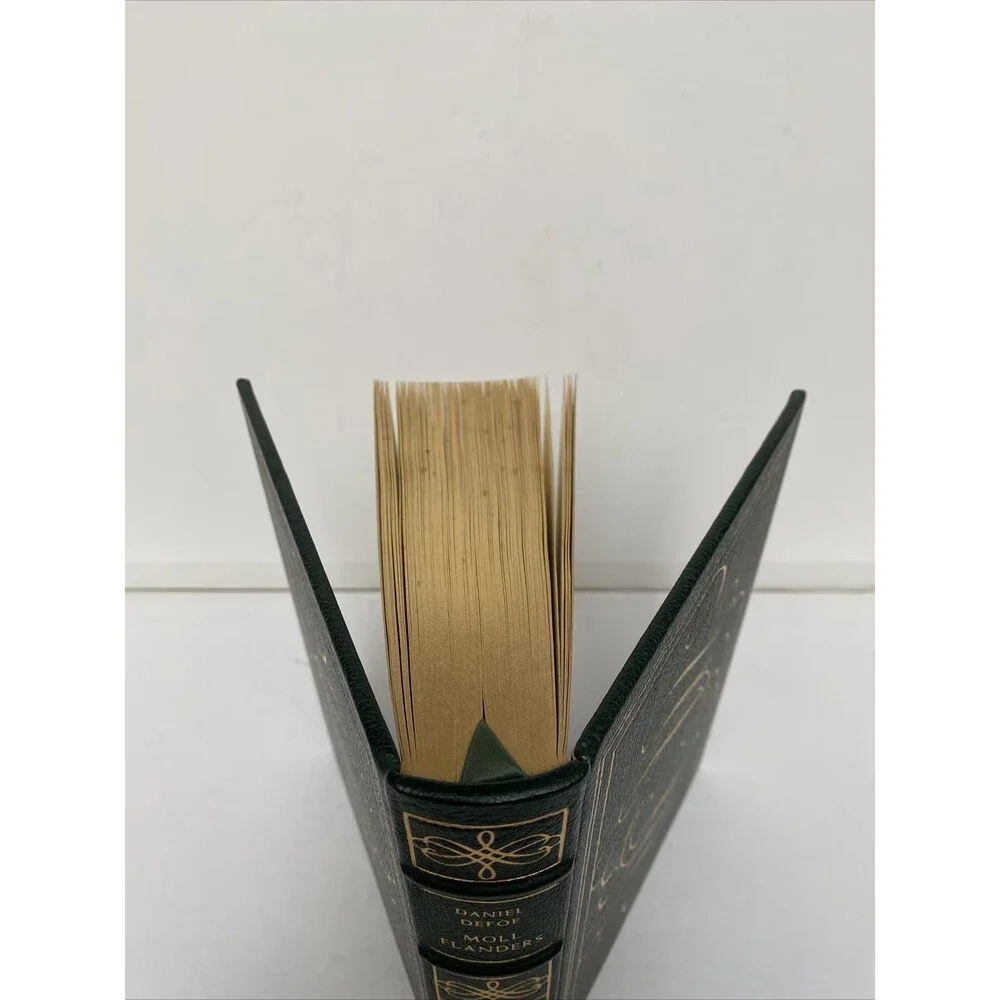 The Fortunes And Misfortunes Of The Famous Molly Flanders Defoe Leather Bound